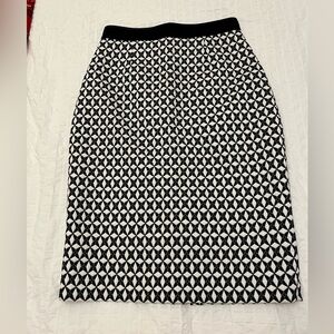 Chic Black and White Banana Republic skirt